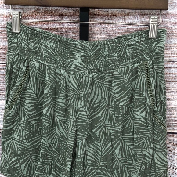 Three Dots Green Printed Beachy Leaves Pull On High Waisted Shorts Size L - Picture 8 of 8